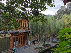 阳台外景-猫的天空之城概念书店(束河店)