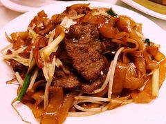-新大咀港式茶餐厅(宝山万达店)