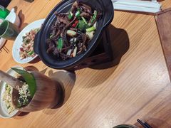 -云海肴·汽锅鸡·云南菜(天山百盛优客店)