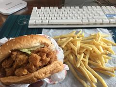 -华莱士·全鸡汉堡(光华路店)