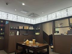 -蟹上黄·蟹黄面·江南糖水(人民广场店)