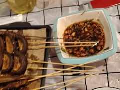 -顶峰夜宴·龙虾烧烤大排档(九江学院店)
