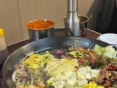 -丁姨妈贵州臭豆腐烙锅(甲秀楼店)