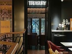 -Mogul Eatery·大亨餐酒馆