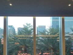 -大中华希尔顿酒店-念自助餐·嗨啤·小龙虾