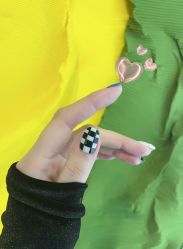 -缪斯美甲美睫