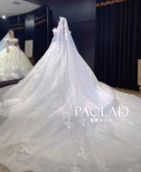 -南京宝娜嫁衣婚纱礼服馆(中央路店)