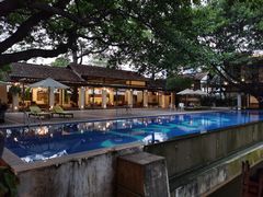 -喜洲吧·江畔老船厂·庭院餐厅(喜临院店)