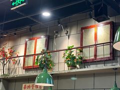 -超越炭火牛蛙火锅鸡(河东店)