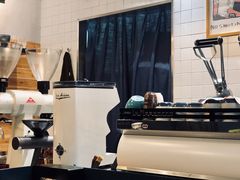 -Be Lived Cafe比例咖啡(摩天轮店)