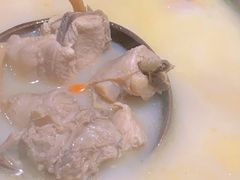 墨脱石锅鸡-敏珠拉姆藏餐·南京厨房(富春江东街店)