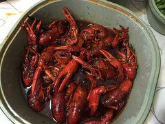 -巴厘龙虾·榜首油焖大虾(音乐学院·沿江酒馆店)