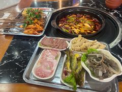 -灌县老妈砂锅串串香(万科红生活广场店)