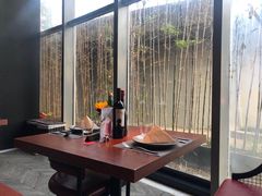 靠窗位-NIUNIUPARK和牛螃蟹(龙湖杭州滨江天街店)