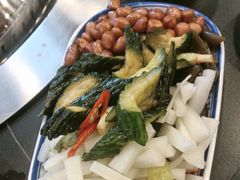 -田家大院东北农家菜铁锅炖(西安总店)