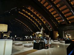 -三亚湾海居铂尔曼度假酒店