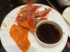 -川骄海鲜自助(王府井奥莱UP TOWN店原世界之花店)