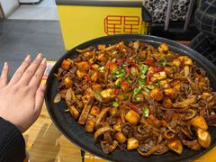 -老周炒拨拉(甘州总店)