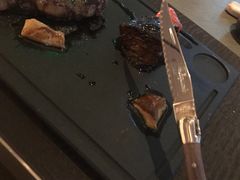 -恰餐厅及酒吧 CHAR Bar & Grill (北京丽都皇冠假日店)