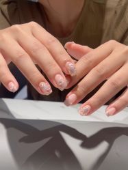 -丽心自助美甲美睫