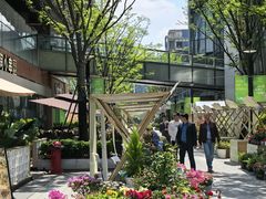 -虹桥绿谷广场-地下停车场