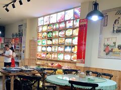 大堂-虹海圣肉饼店家常菜馆