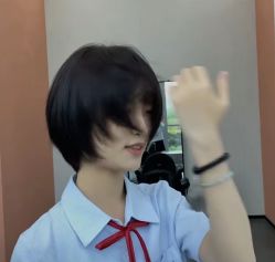 -苏豪路易士·嘉玛发廊