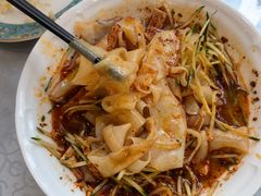 -汗腾格里·风味餐厅(新疆驻京办店)