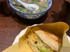 吊炉烧饼-老三羊汤【北兴隆街店】