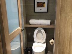 -杭州西湖湖滨银泰亚朵酒店