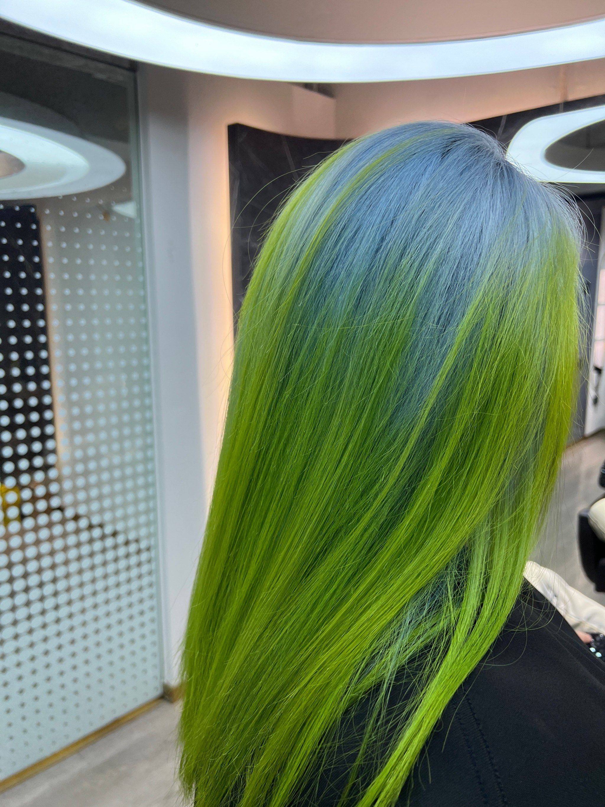 夏天的颜色就是要花里胡哨#染发设计 #高级感染发