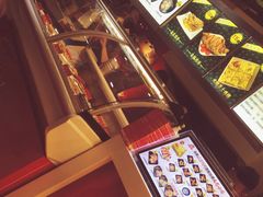 -澳门街美食城(世界城光谷步行街店)