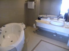 洗浴间-甸园锦江宾馆(北外滩店)