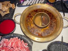 -哥老官重庆美蛙鱼头(虹口龙之梦店)