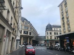 -乐蓬马歇百货公司(Rive Gauche)