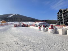 -中旅松花湖滑雪场