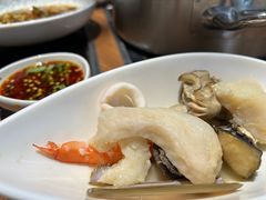 -樾餐厅泰式海鲜火锅(民歌湖店)