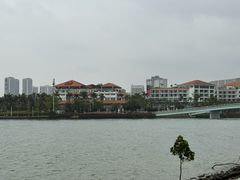-万绿园