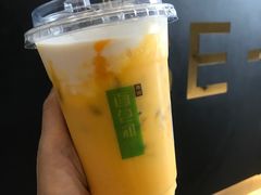 黄芒果百香思慕雪-面包和茶(万联店)