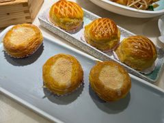 酥皮水牛奶菠萝包-陶陶居酒家(解放北路店)