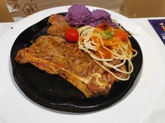 -豪客来牛排(中央花苑店)