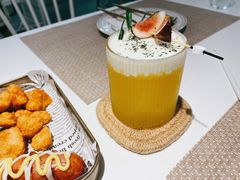 -露露家咖啡店