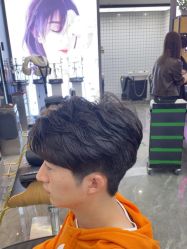 -藤野造型烫染·漂发