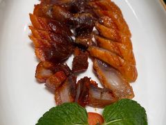 -红鼎豆捞·非遗鲍皇汤火锅(宝丰路店)