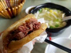 -闫家驴肉老店(华电一校店)