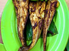 -明记烧鱼美味店