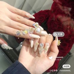 -Pink You美甲洗眉纹绣定制中心