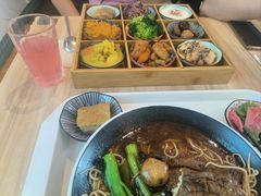-轻蔬不用等·素食(江苏路店)