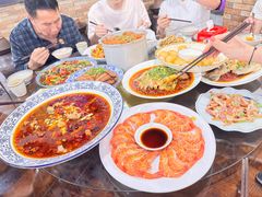 -聚八方土菜馆(余松路店)