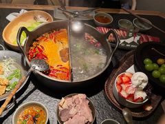 -三出山火锅(南京万象天地店)